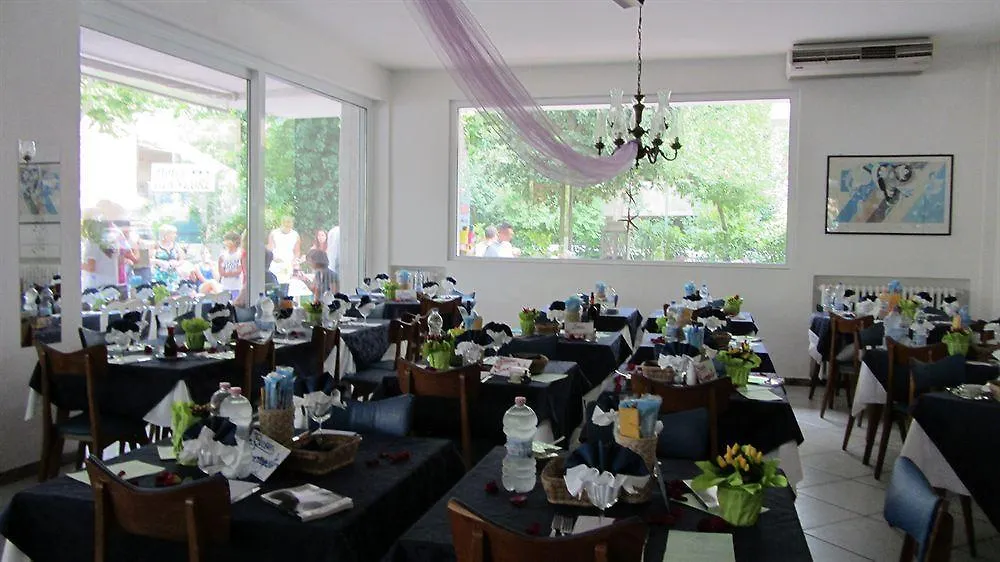 Hotel Gianlore Milano Marittima İtalya