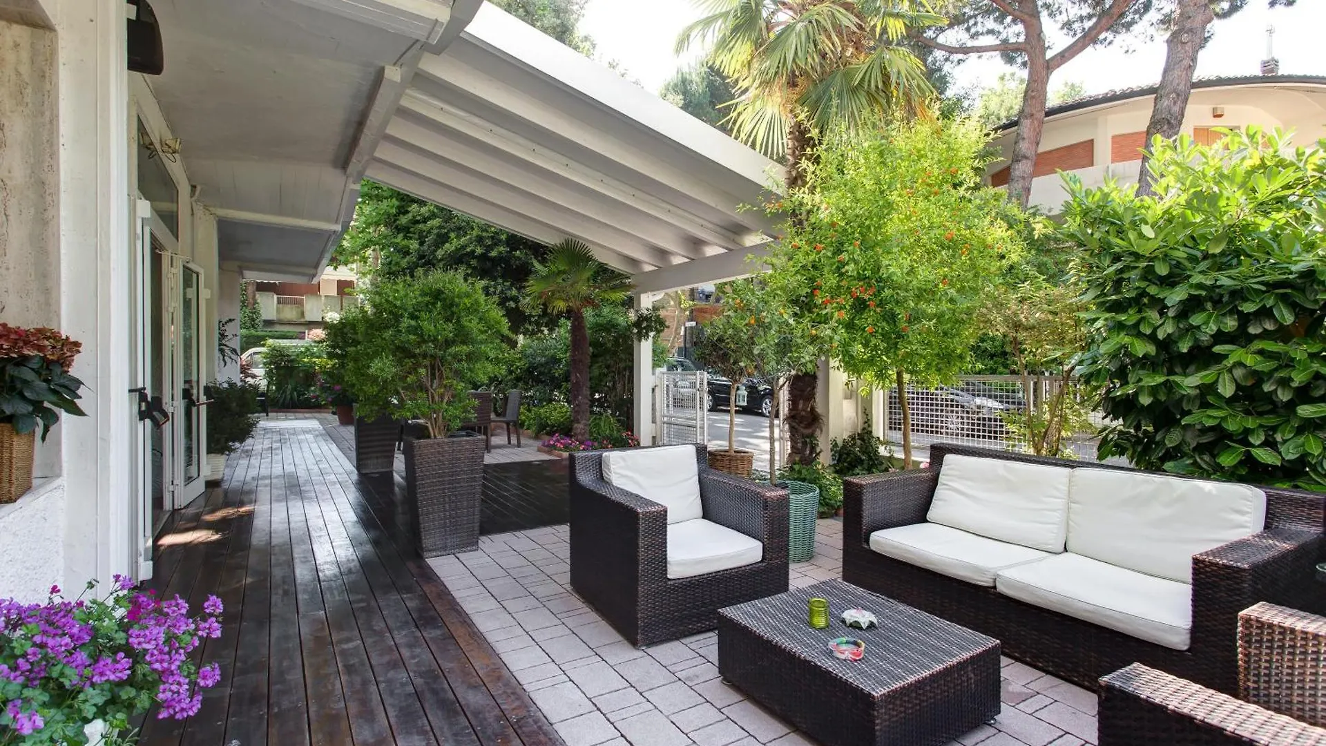 Hotel Gianlore Milano Marittima 3*,  Italia